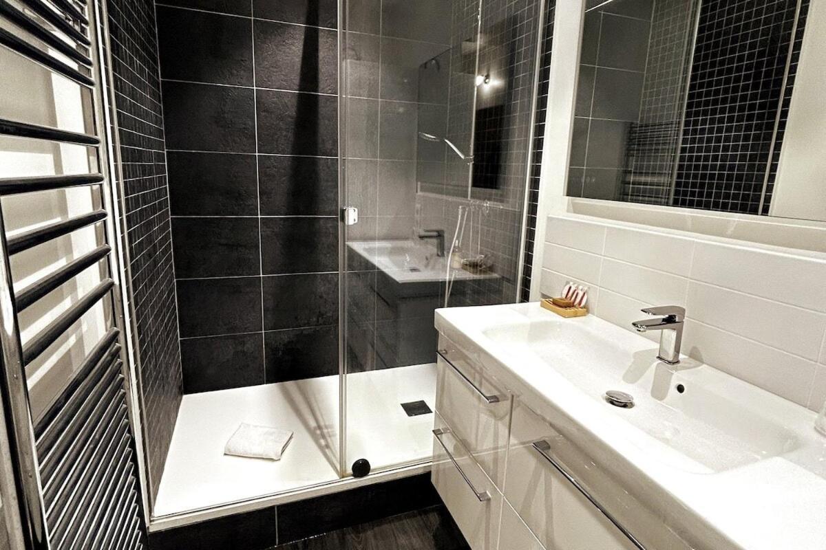 Au Coeur De Reims : A Deux Pas De La Cathedrale Apartment Luaran gambar